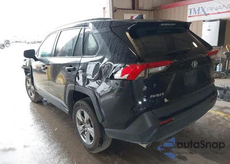 2024 Toyota Rav4 Xle z USA, uszkodzony, nr VIN 2T3W1RFV3RW319514